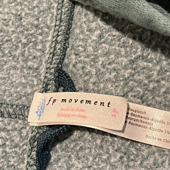 FP MOVEMENT Free People Heather Green Hooded Sweatshirt w/ Kangaroo Pockets Sz S - Picture 3 of 8